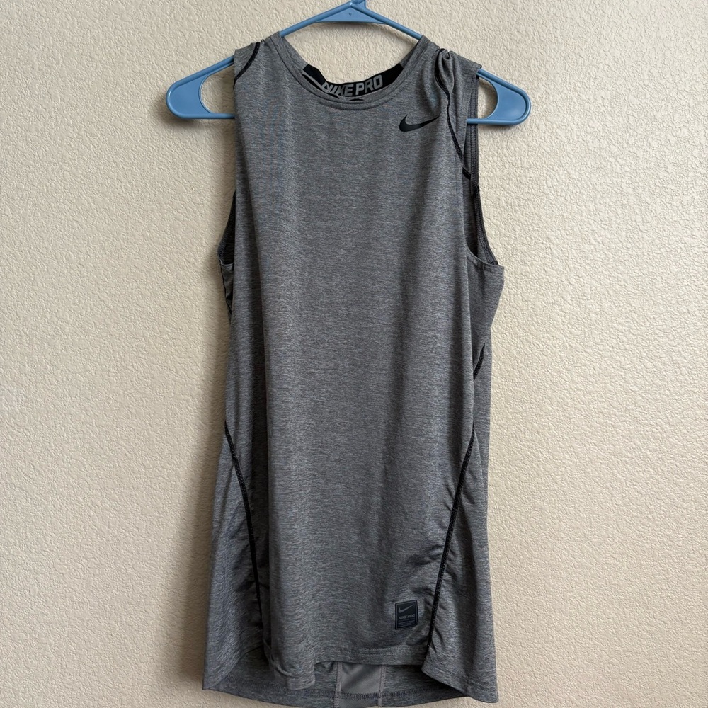 Nike Gray Men's Tank Top